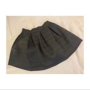 Express textured mini skirt